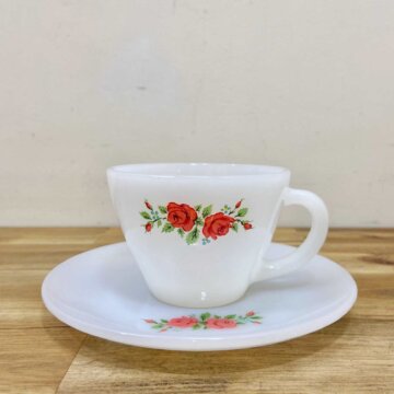 Fire King cup & saucer 【6601】