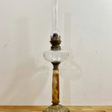 Antique Oil Lamp【7051】
