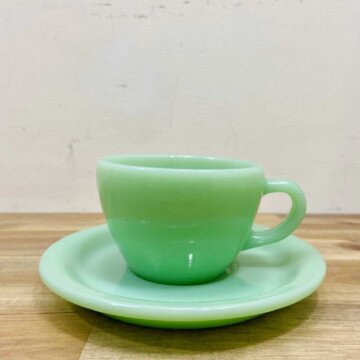 Fire King Cup &Saucer 【8549】