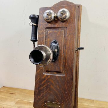 Antique Wall Phone【8558】