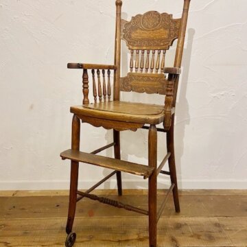 Antique Child's High Chair【9859】