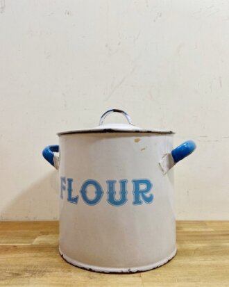 Vintage Enamel Flour Bin【B1966】