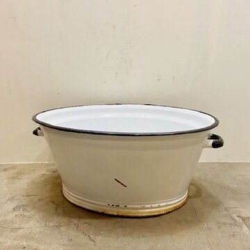 Vintage Enamel Wash Tub【B2707】