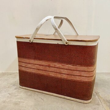 Vintage Picnic Basket【B3083】