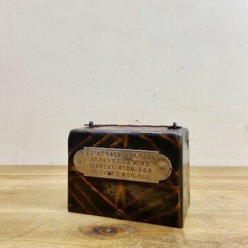 Vintage CoinBank【B3039】