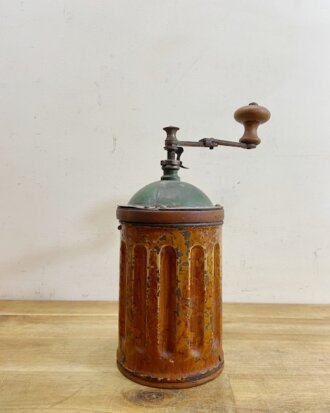 Antique Coffee Grinder【B1639】