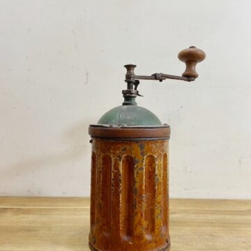 Antique Coffee Grinder【B1639】