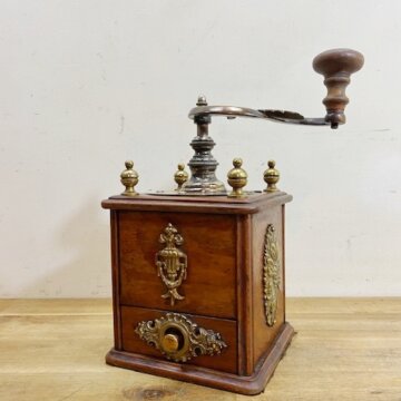 Antique Coffee Grinder【B1631】