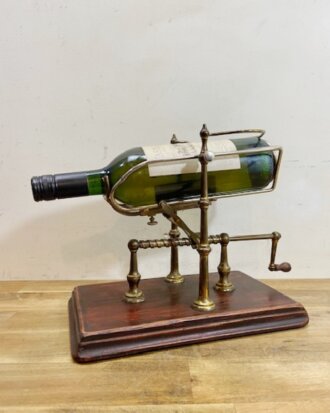 Vintage Wine Decanting Cradle【B2269】