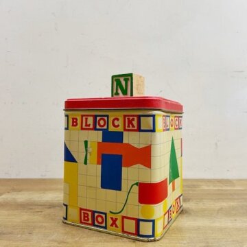 Vintage Tin Block Box【B4428】