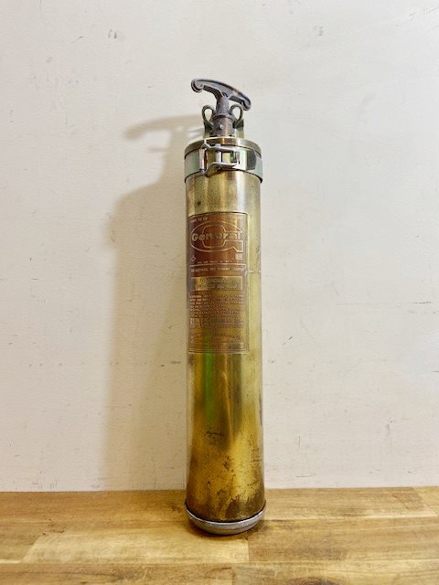 Vintage Fire Extinguisher【B5409】