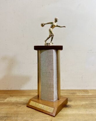 Vintage Bowling Trophy 【B5351】