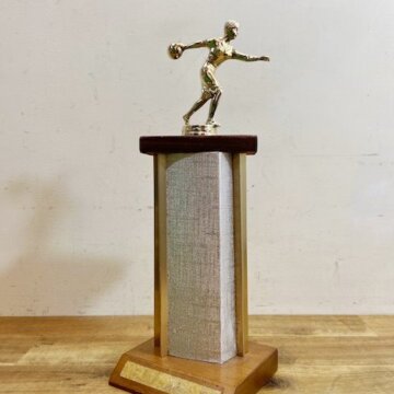 Vintage Bowling Trophy 【B5351】