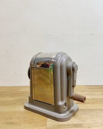 BOSTON Pencil sharpener【B5590】
