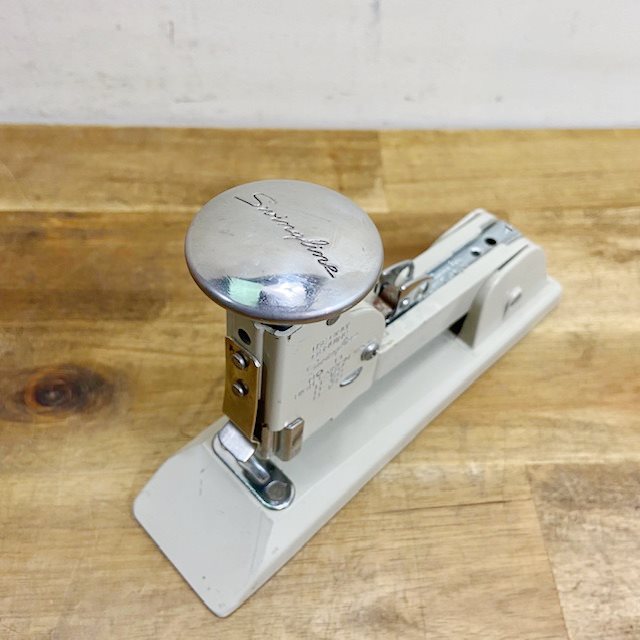 Vintage Desktop Stapler 【B5589】 - 画像 (10)