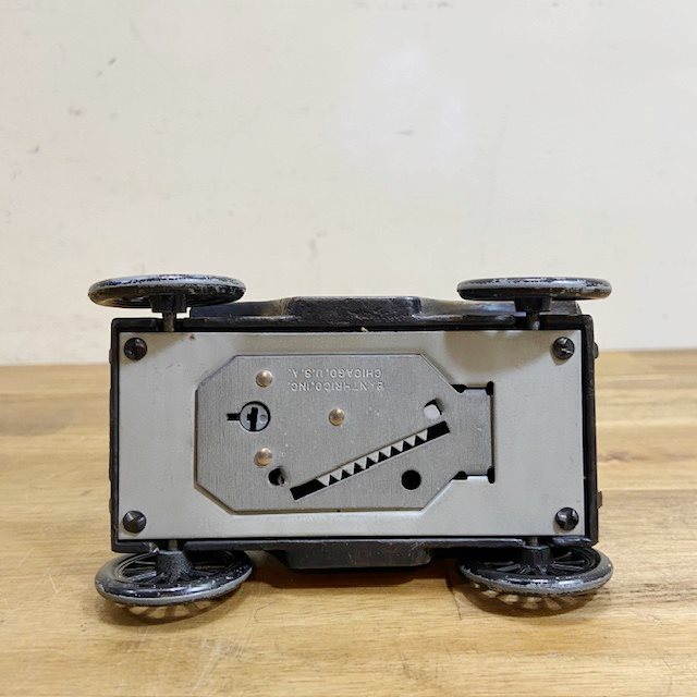 Vintage Car Coin Bank【B6007】 - 画像 (8)