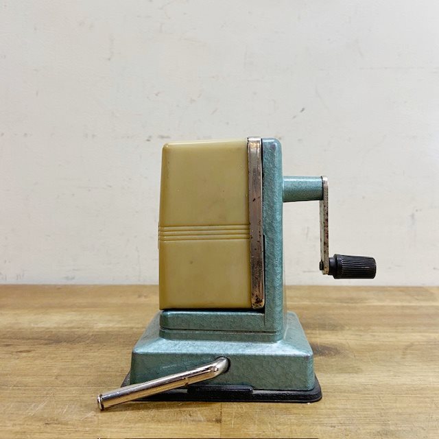 Vintage Pencil sharpener【B6013】 - 画像 (3)