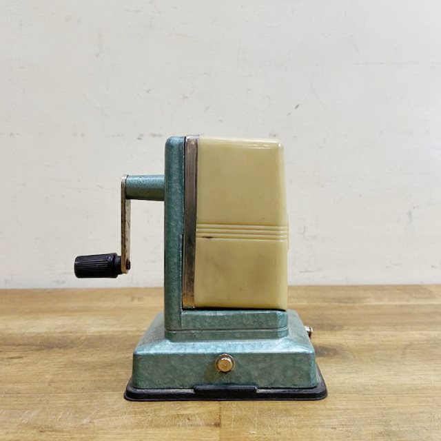 Vintage Pencil sharpener【B6013】 - 画像 (5)