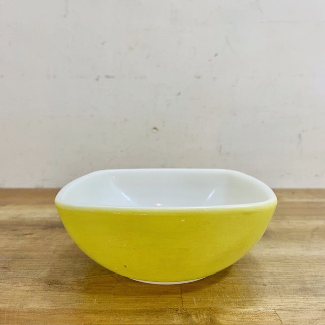 Vintage Pyrex Square Bowl【B5357】 - 画像 (3)