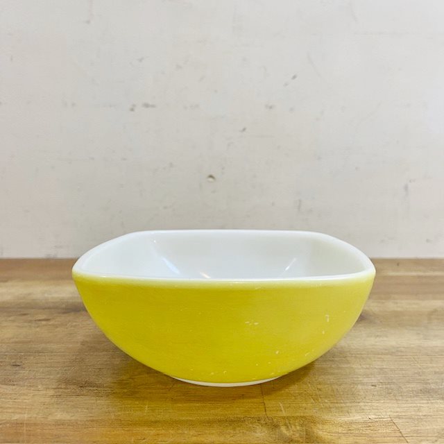 Vintage Pyrex Square Bowl【B5357】 - 画像 (4)