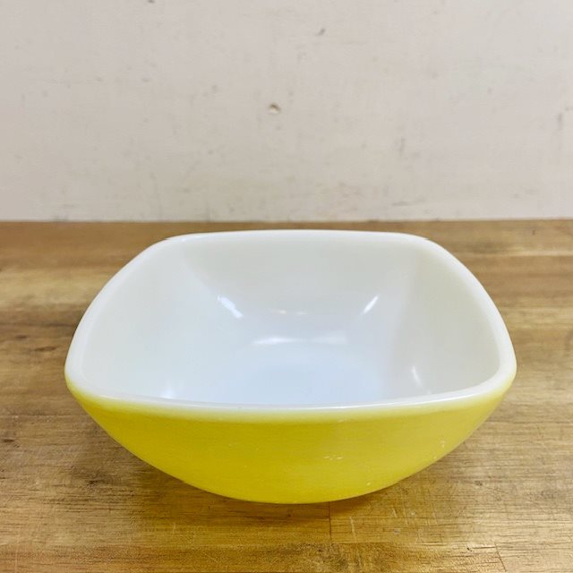 Vintage Pyrex Square Bowl【B5357】 - 画像 (5)