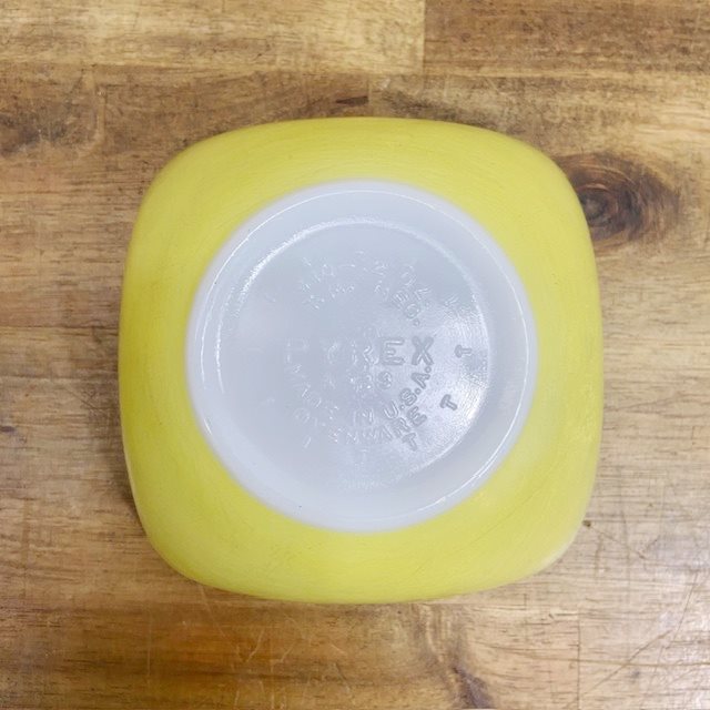 Vintage Pyrex Square Bowl【B5357】 - 画像 (7)