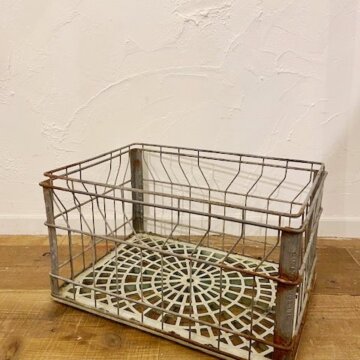 Vintage Wire Milk Crate【B3044】