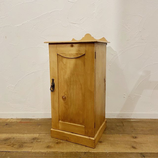 Vintage Pine Cabinet【B7112】 - 画像 (2)