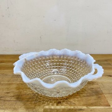 Anchor Hocking Moonstone Handled Bowl【B7214】