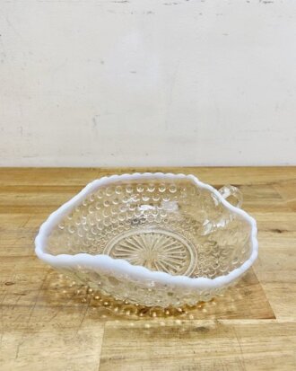 Anchor Hocking Moonstone Heart Candy Bowl【B7216】