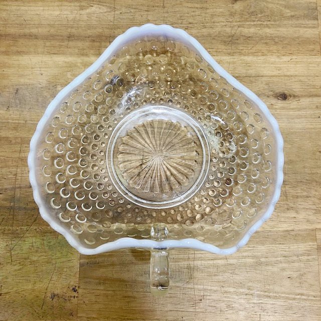 Anchor Hocking Moonstone Heart Candy Bowl【B7216】 - 画像 (9)