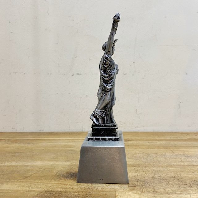 Vintage Statue of Liberty Coin Bank【B5119】 - 画像 (5)