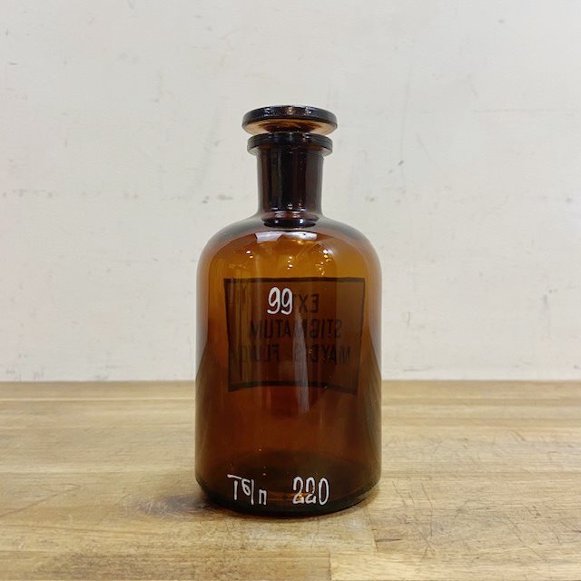 Vintage Medical Glass Bottle【B3612】 - 画像 (4)