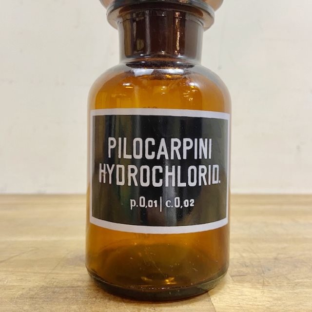 Vintage Medical Glass Bottle【B3615】 - 画像 (6)