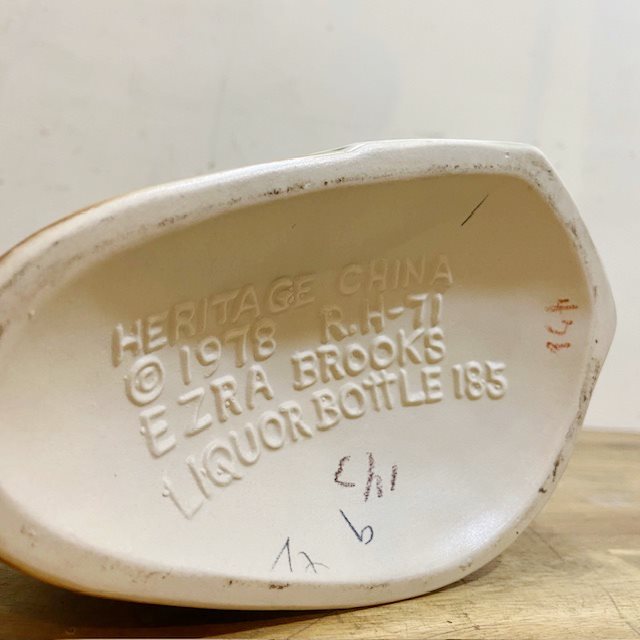 Vintage Ezra Brooks Decanter【B8255】 - 画像 (9)