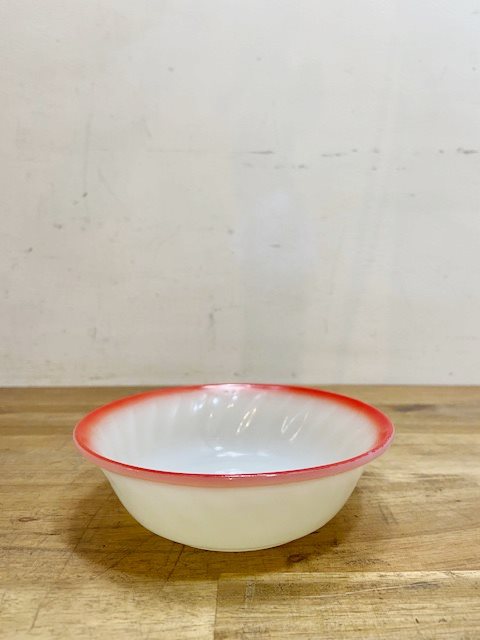 Fire King Sunrise Fruit Bowl 【B8296】