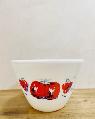 Fire King Apples and Cherries Mixing Bowl 【B8297】