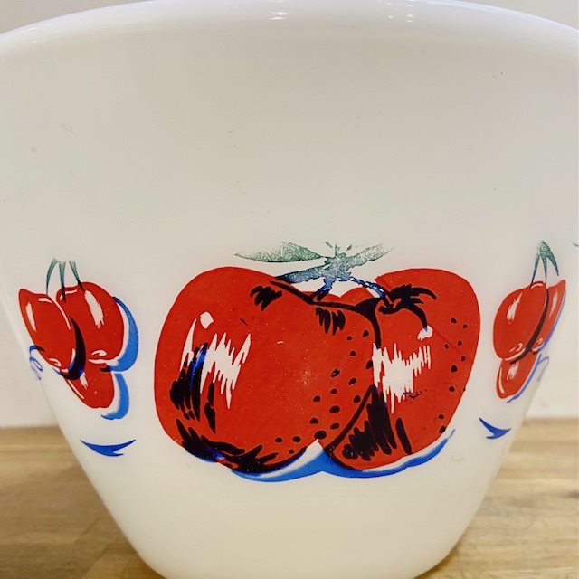 Fire King Apples and Cherries Mixing Bowl 【B8297】 - 画像 (7)